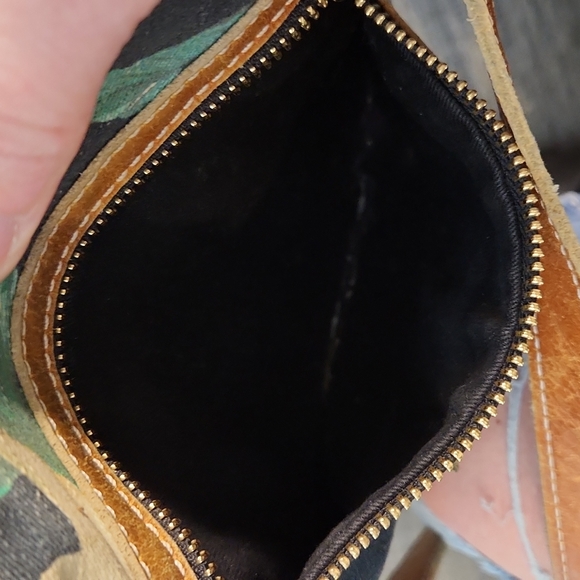 Stolen Girlfriends Club Round Floral Crossbody - Picture 9 of 15